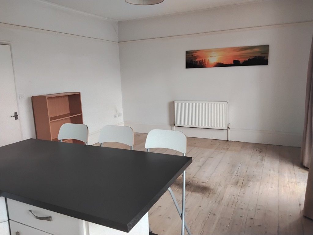 1 bed flat for sale 3