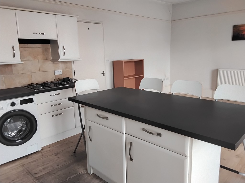 1 bed flat for sale  - Property Image 6