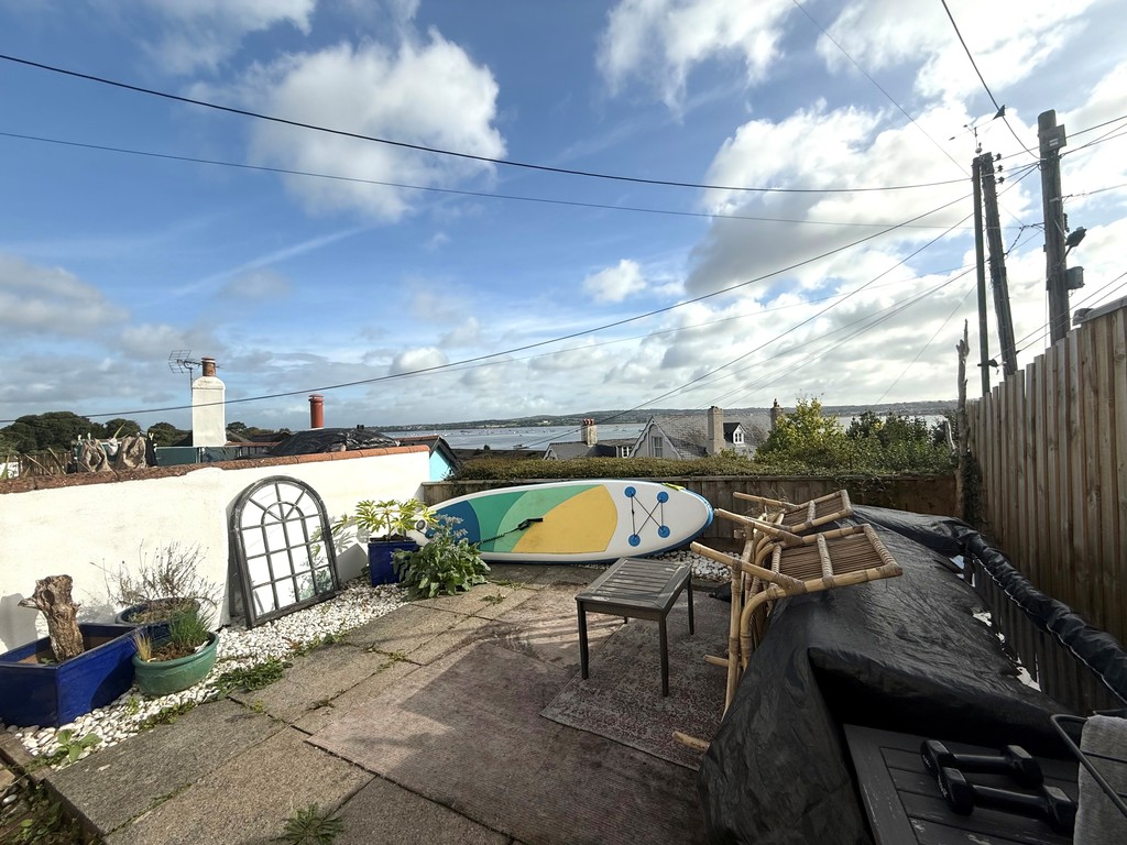 2 bed house to rent, EX6