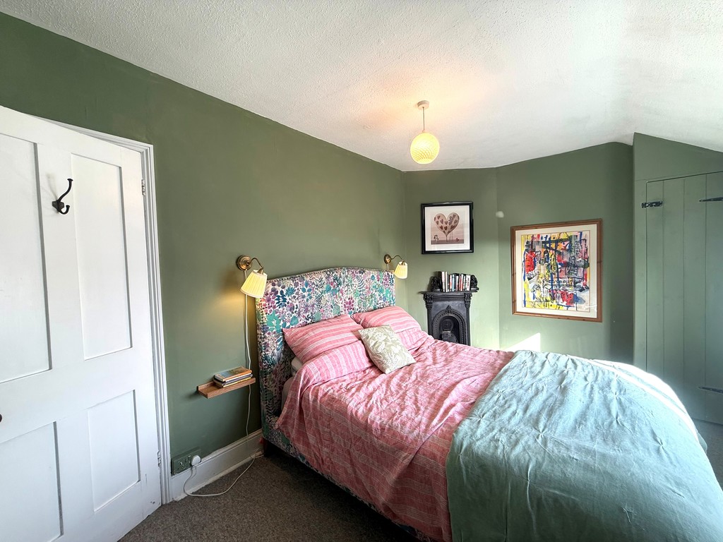 2 bed house to rent 15