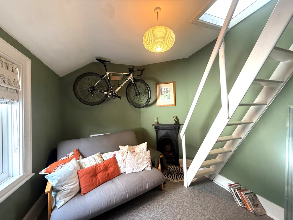 2 bed house to rent  - Property Image 20