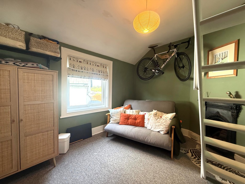 2 bed house to rent  - Property Image 21
