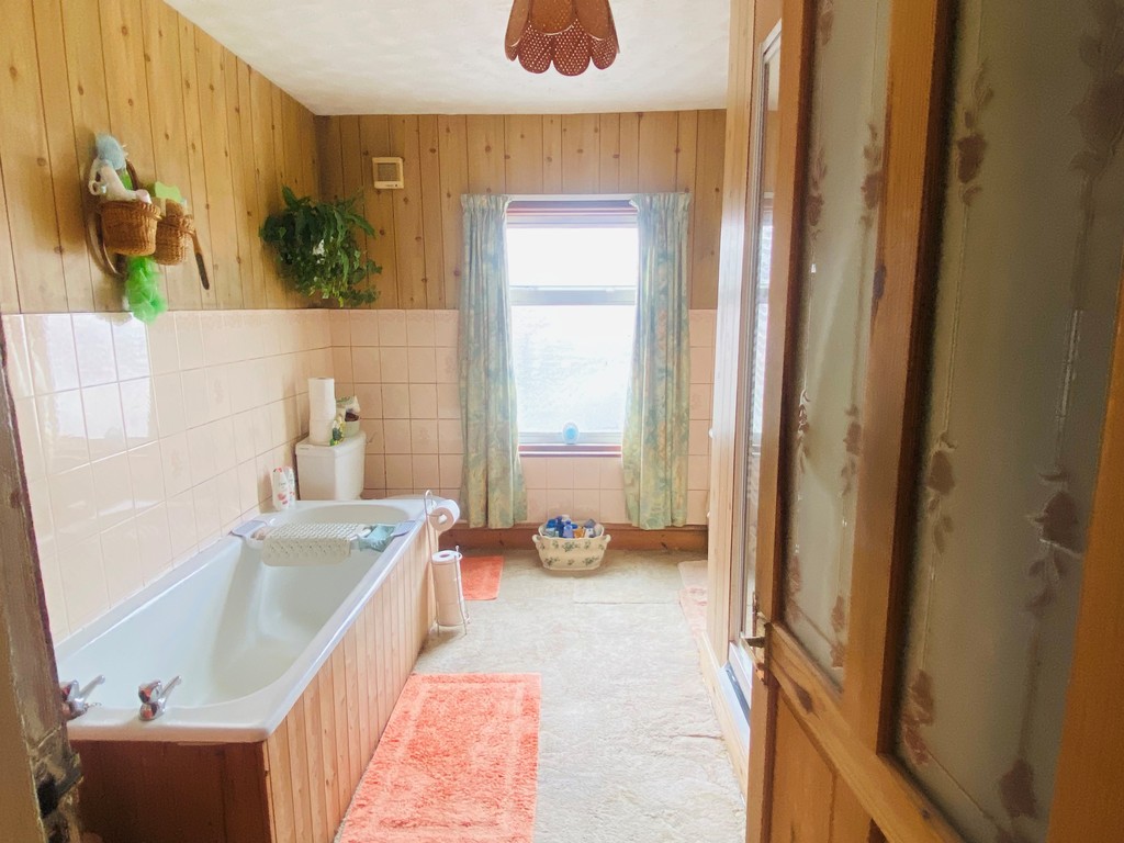 3 bed house for sale  - Property Image 13