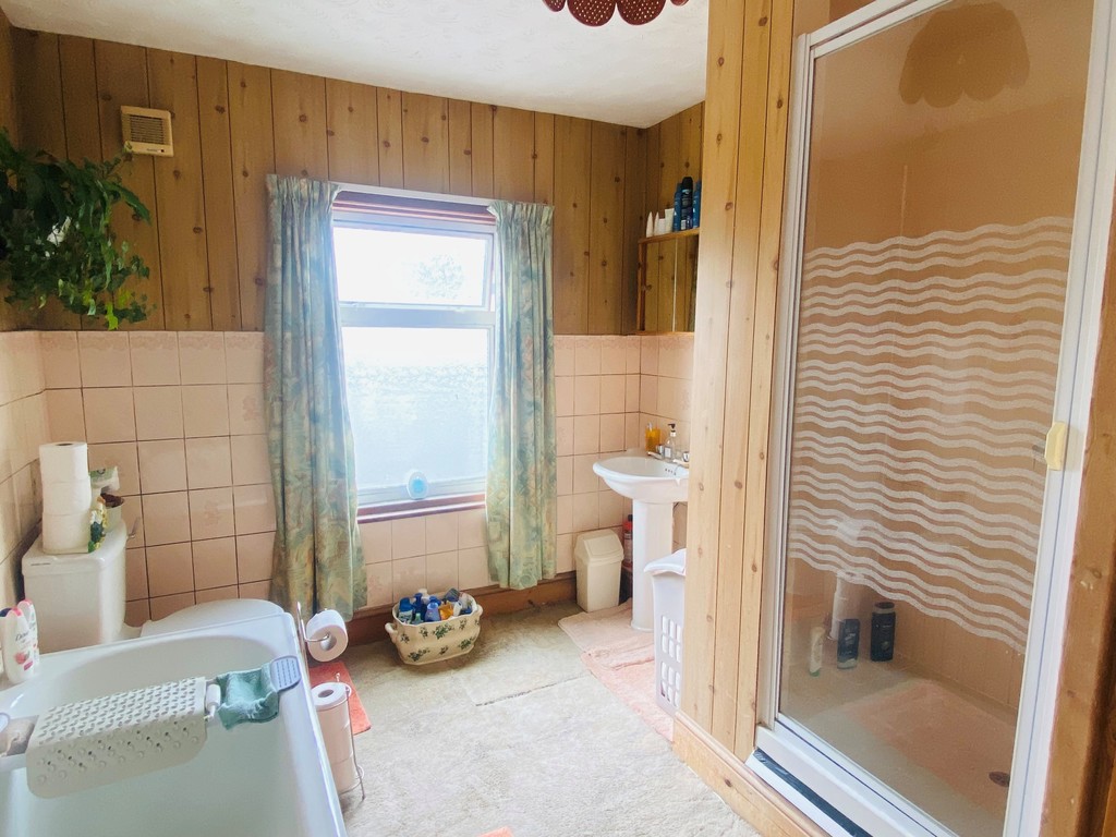 3 bed house for sale  - Property Image 14