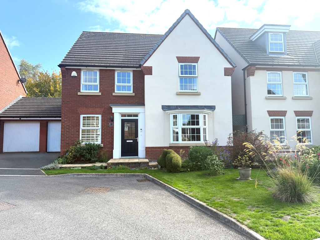 4 bed house for sale, EX2