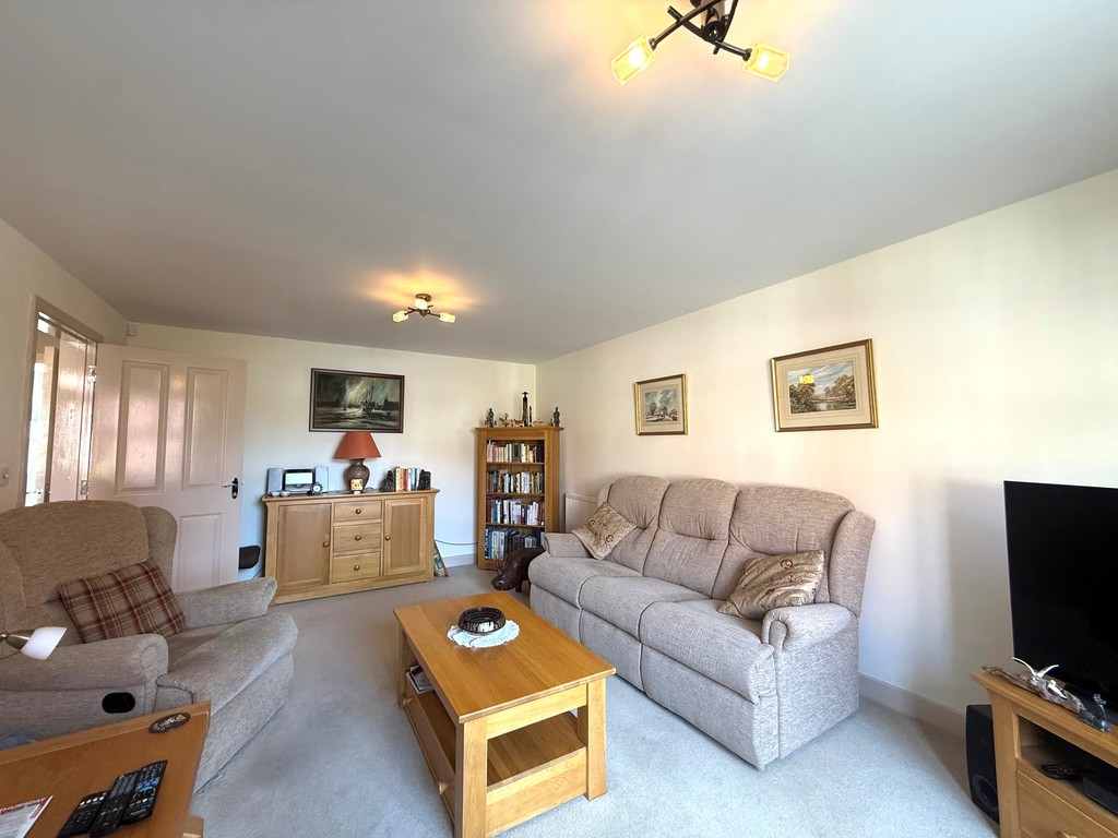 4 bed house for sale 11