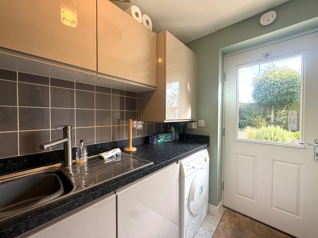 4 bed house for sale  - Property Image 19