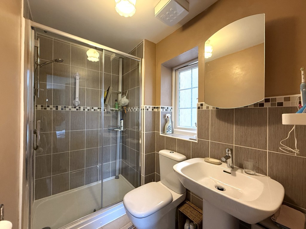 4 bed house for sale  - Property Image 24
