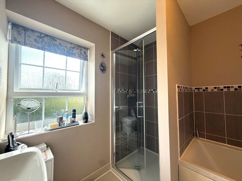 4 bed house for sale  - Property Image 28