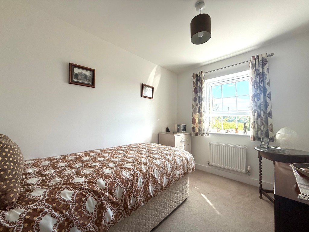 4 bed house for sale 32
