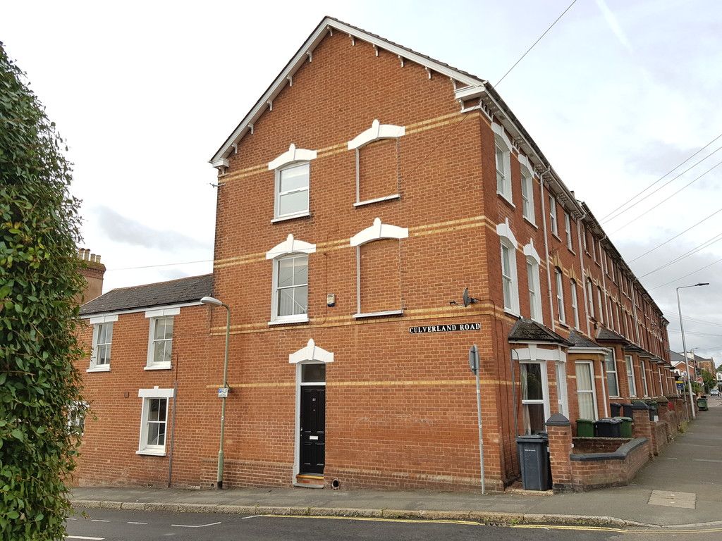9 bed house to rent in Union Road, Exeter 1