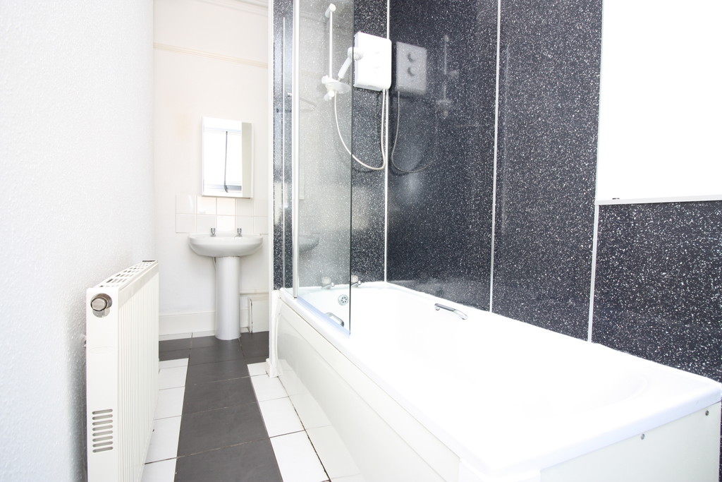 5 bed house to rent in Victoria Street, Exeter 16