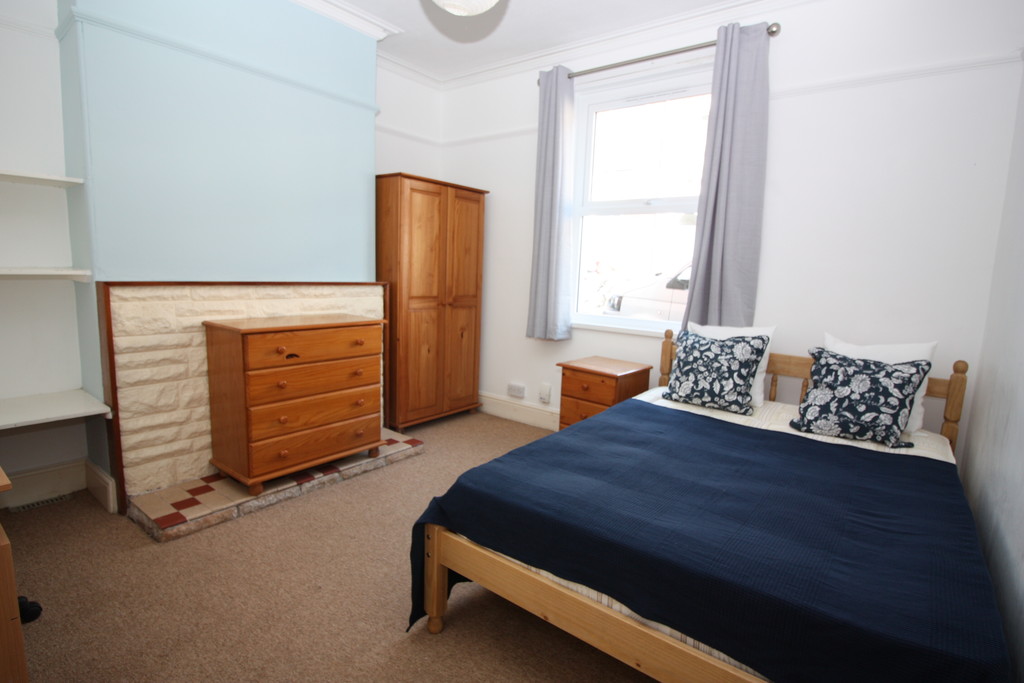 5 bed house to rent in Victoria Street, Exeter 6