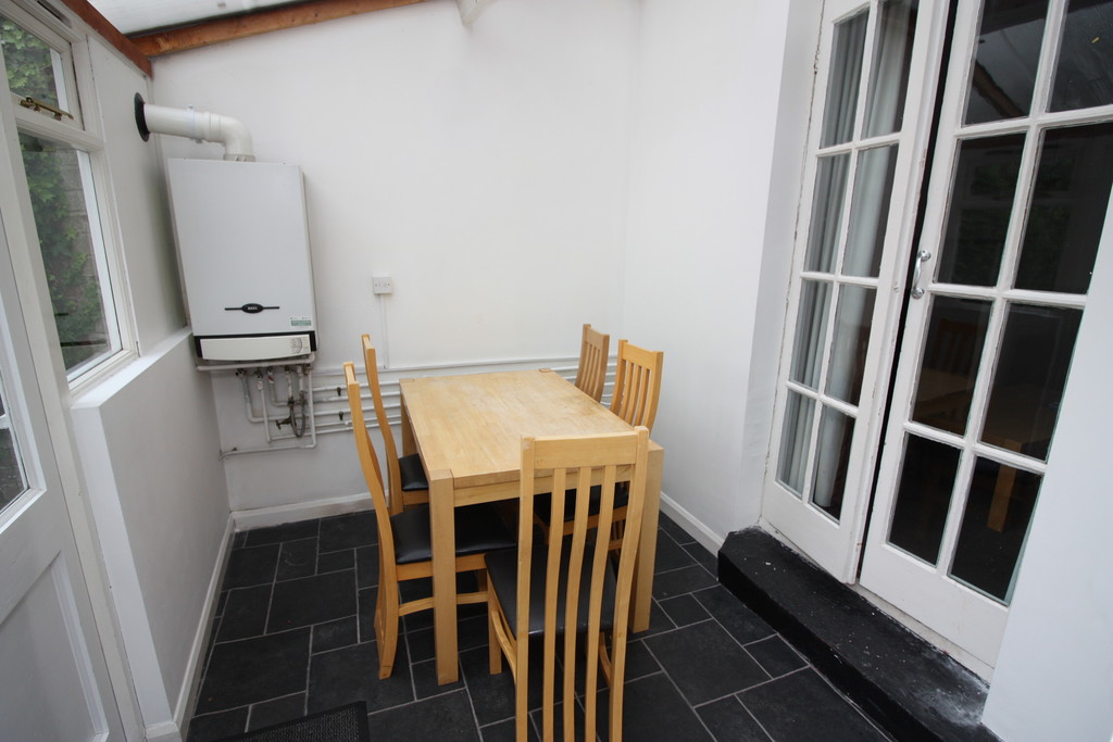 5 bed house to rent in Victoria Street, Exeter  - Property Image 6