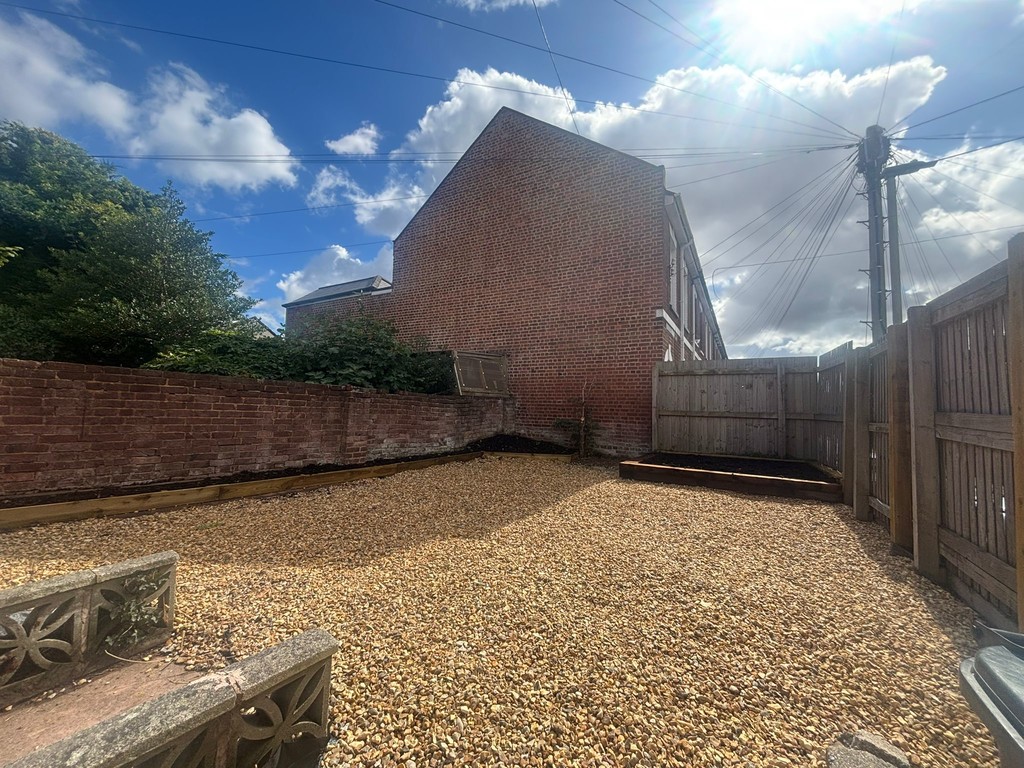 7 bed house to rent in St James Road, Exeter  - Property Image 23