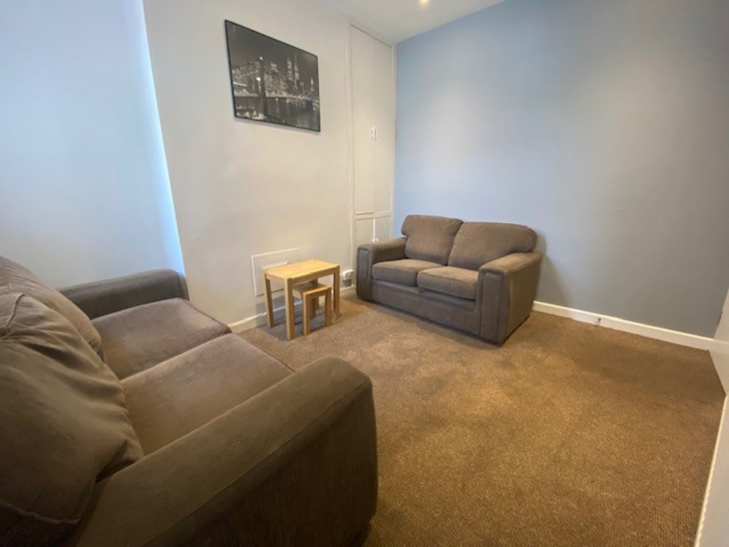 4 bed house to rent in Culverland Road, Exeter  - Property Image 3