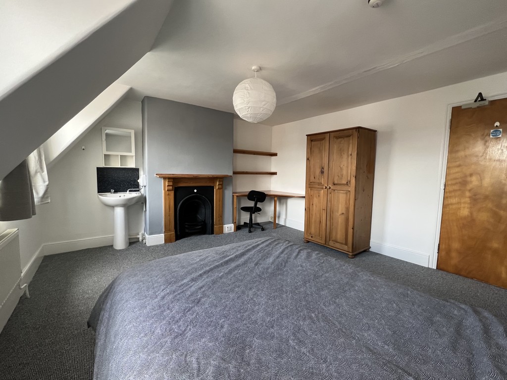 6 bed house to rent in Howell Road, Exeter  - Property Image 19