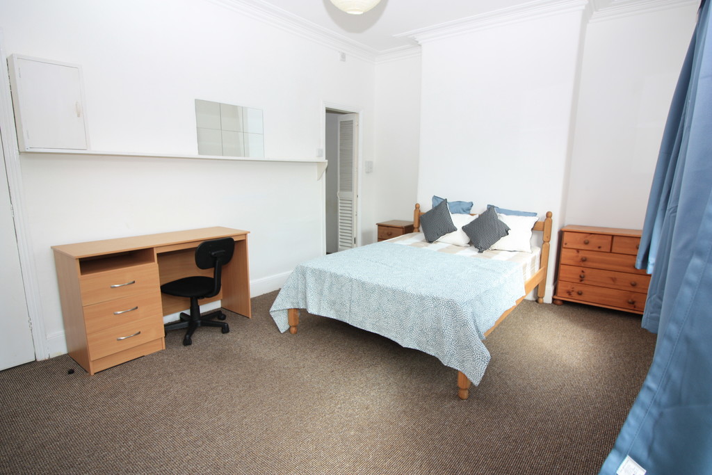 5 bed house to rent in Longbrook Street, Exeter  - Property Image 12