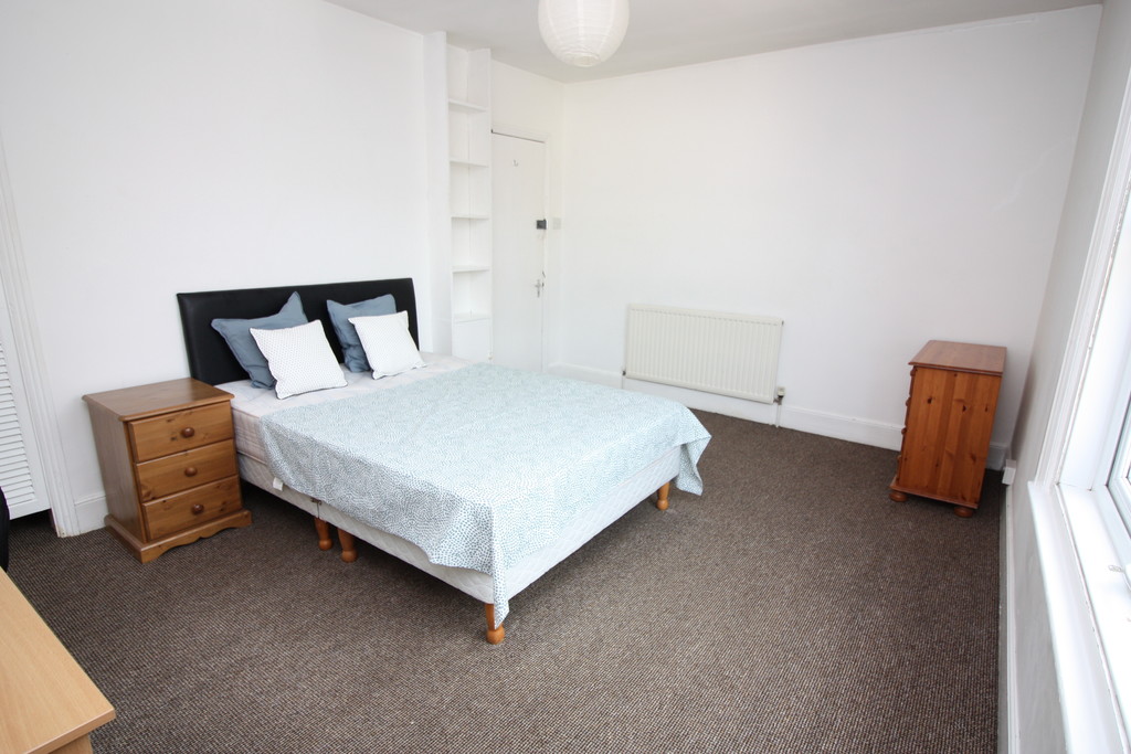 5 bed house to rent in Longbrook Street, Exeter  - Property Image 13