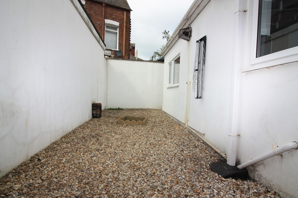 5 bed house to rent in Longbrook Street, Exeter  - Property Image 17
