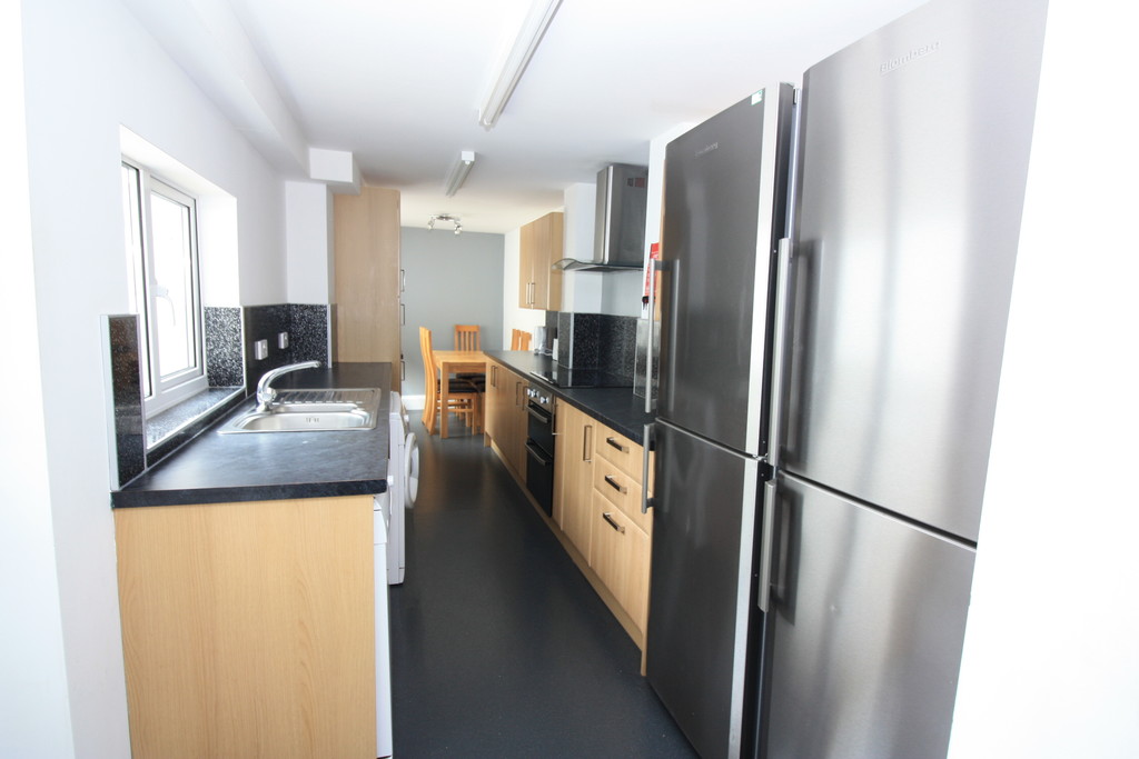 5 bed house to rent in Longbrook Street, Exeter  - Property Image 3