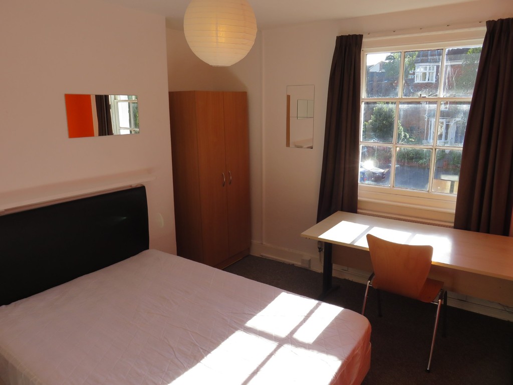 6 bed house to rent in Longbrook Street, Exeter 11