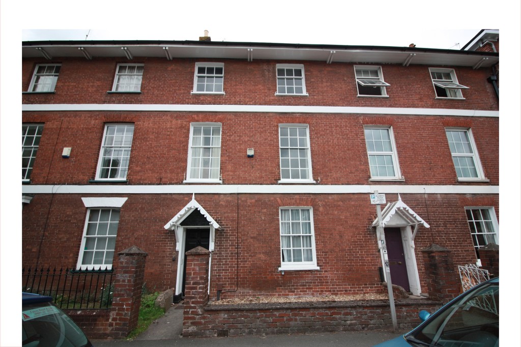 6 bed house to rent in Longbrook Street, Exeter 3