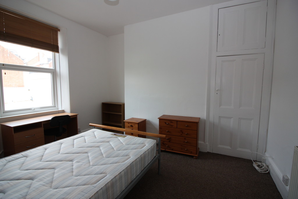 7 bed house to rent in Longbrook Street, Exeter 8