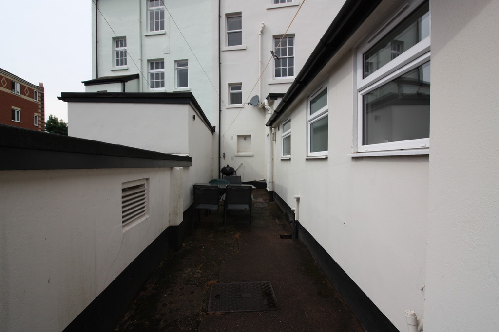 7 bed house to rent in Pennsylvania Road, Exeter  - Property Image 17