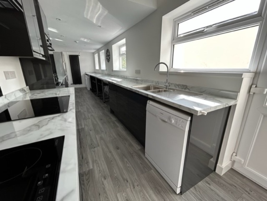 7 bed house to rent in Pennsylvania Road, Exeter 4