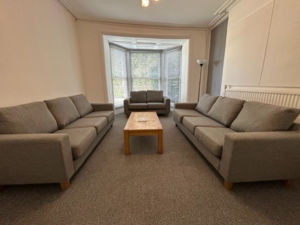 7 bed house to rent in Pennsylvania Road, Exeter  - Property Image 5