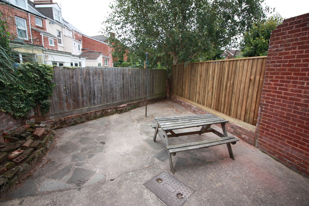 6 bed house to rent in Prospect Park, Exeter 17