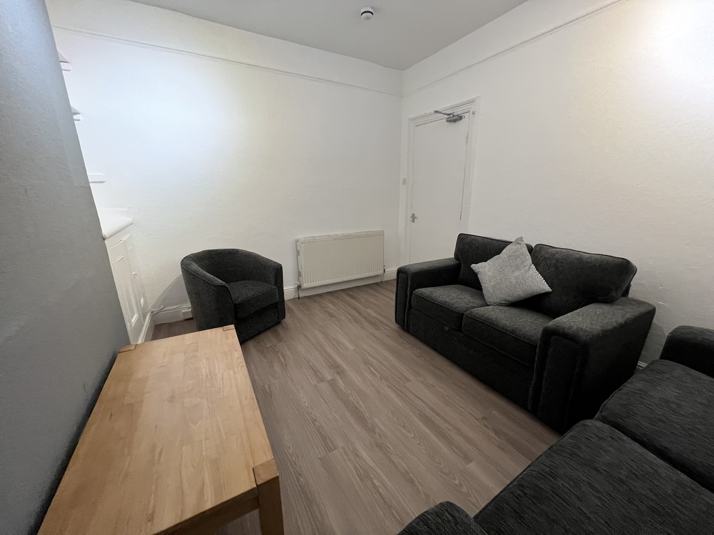 6 bed house to rent in Prospect Park, Exeter  - Property Image 4