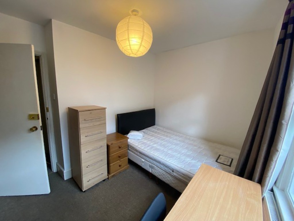 4 bed house to rent in Well Street, Exeter  - Property Image 7