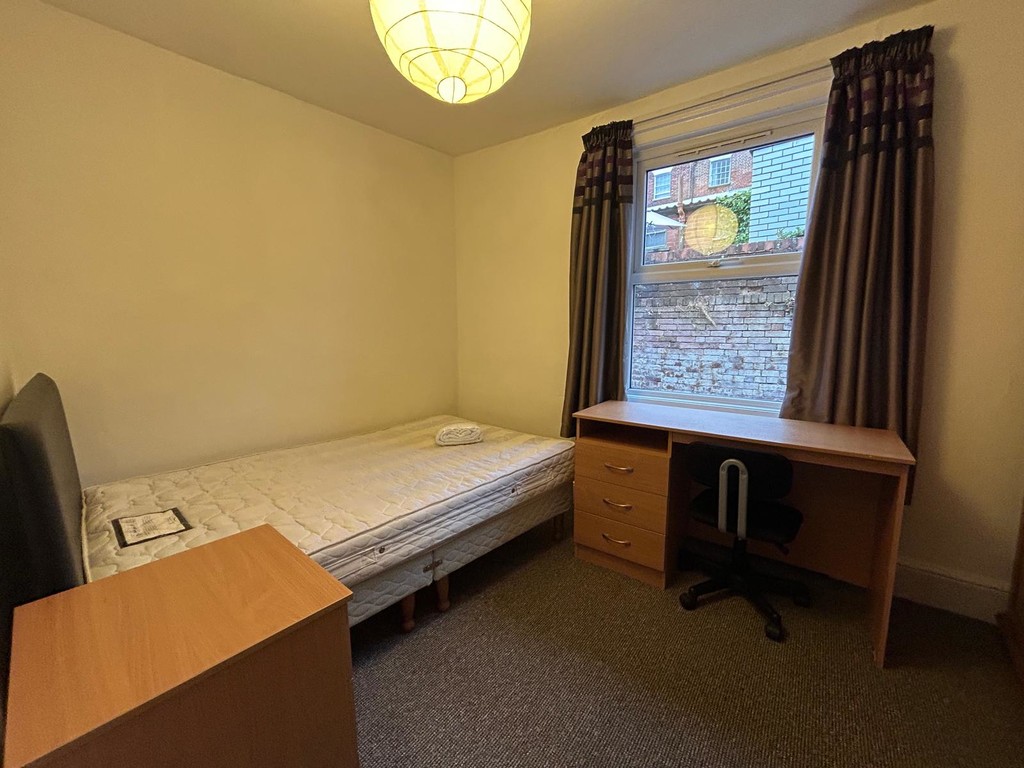 4 bed house to rent in Well Street, Exeter  - Property Image 8