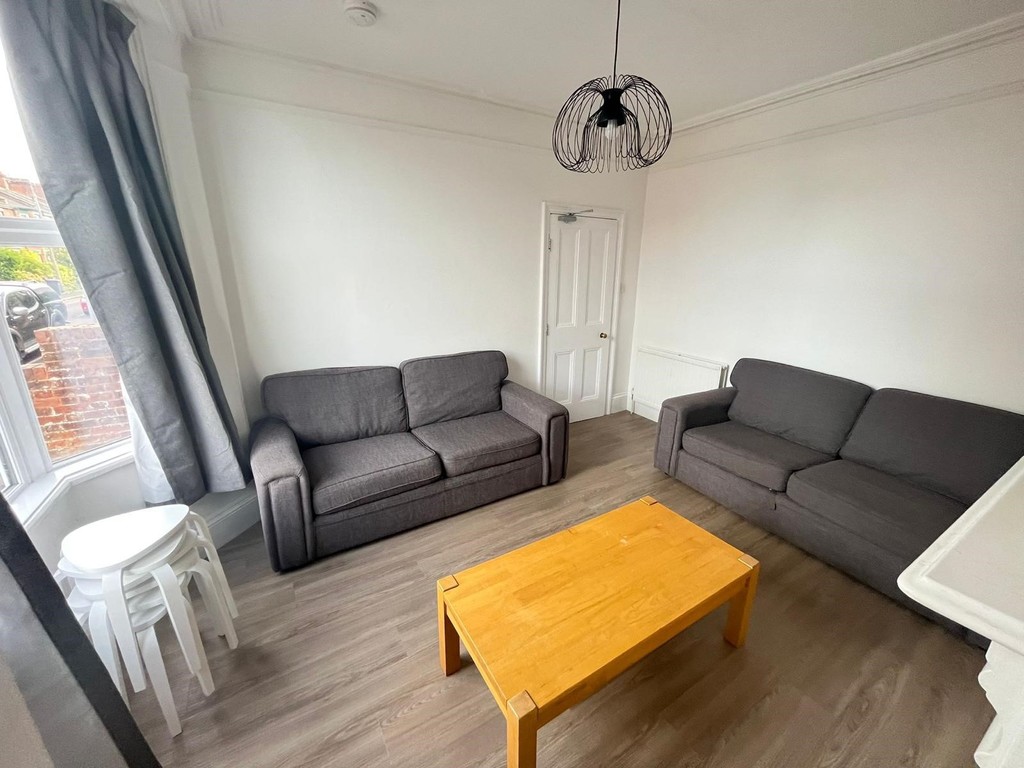 6 bed house to rent in Oxford Road, Exeter  - Property Image 2