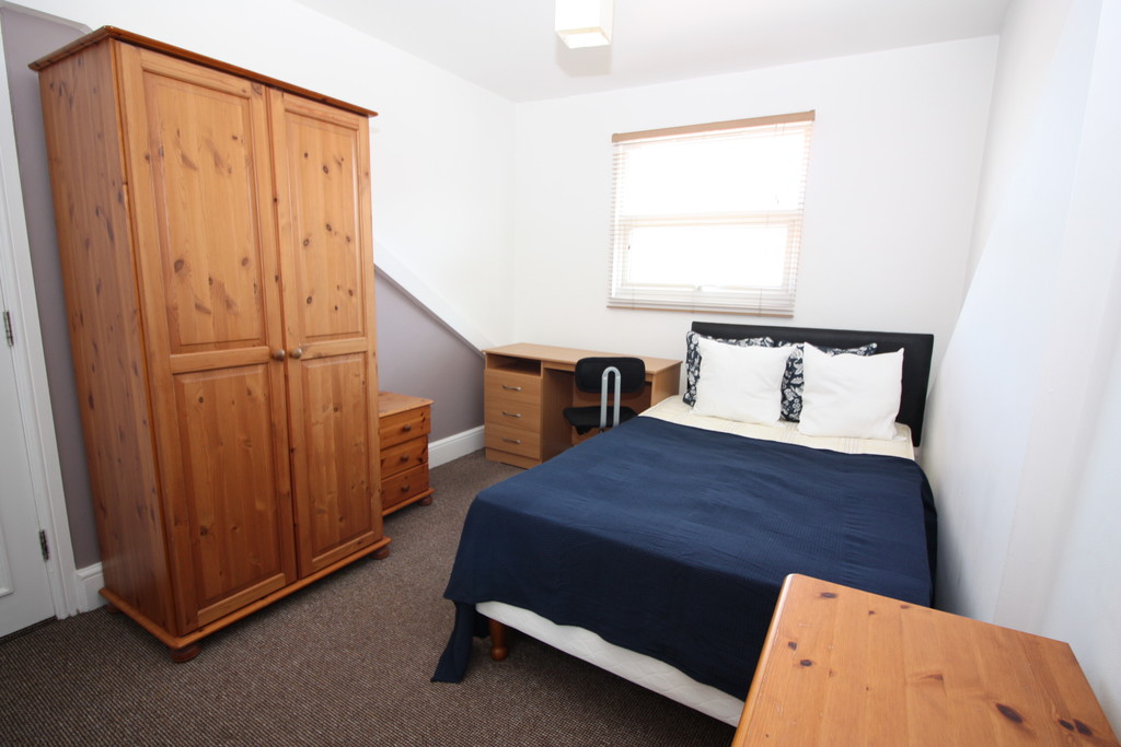 6 bed house to rent in Oxford Road, Exeter 11