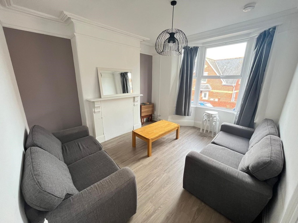 6 bed house to rent in Oxford Road, Exeter  - Property Image 3
