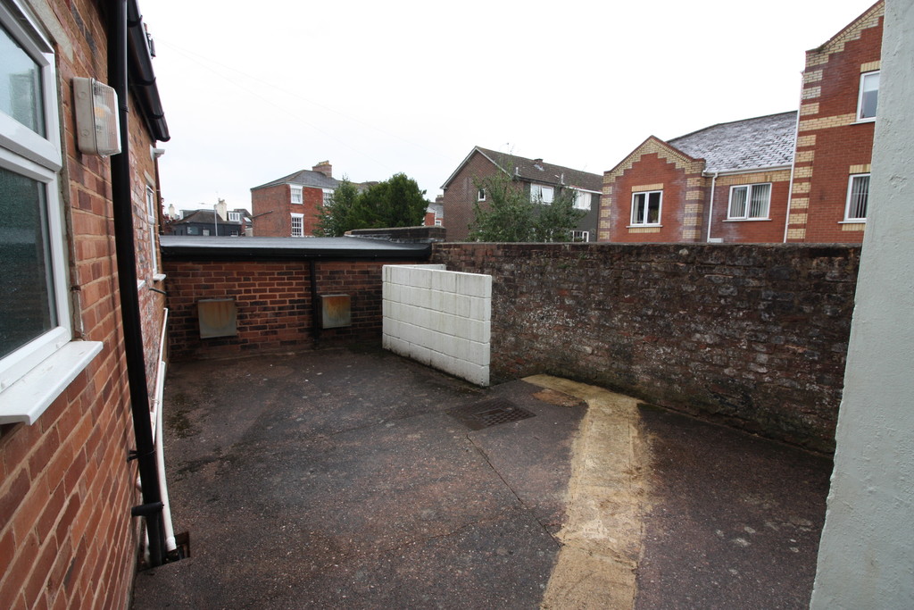 8 bed house to rent in Pennsylvania Road, Exeter 22