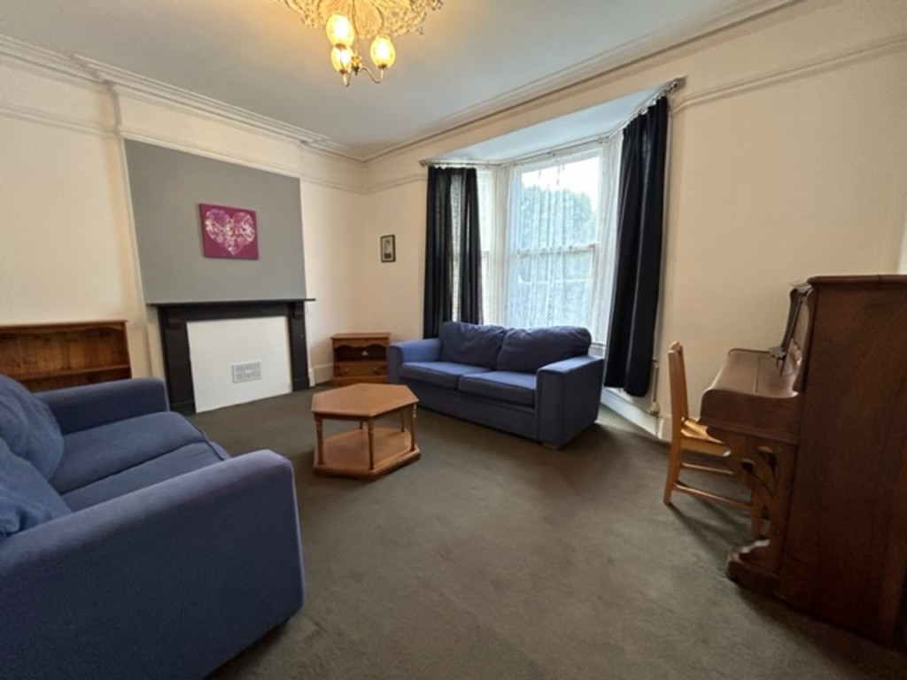 6 bed house to rent in Powderham Crescent, Exeter 2