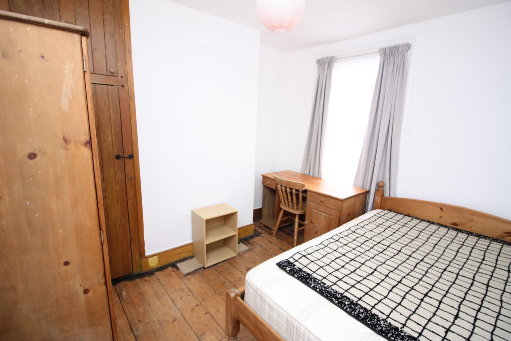 4 bed house to rent in Rosebery Road, Exeter  - Property Image 11