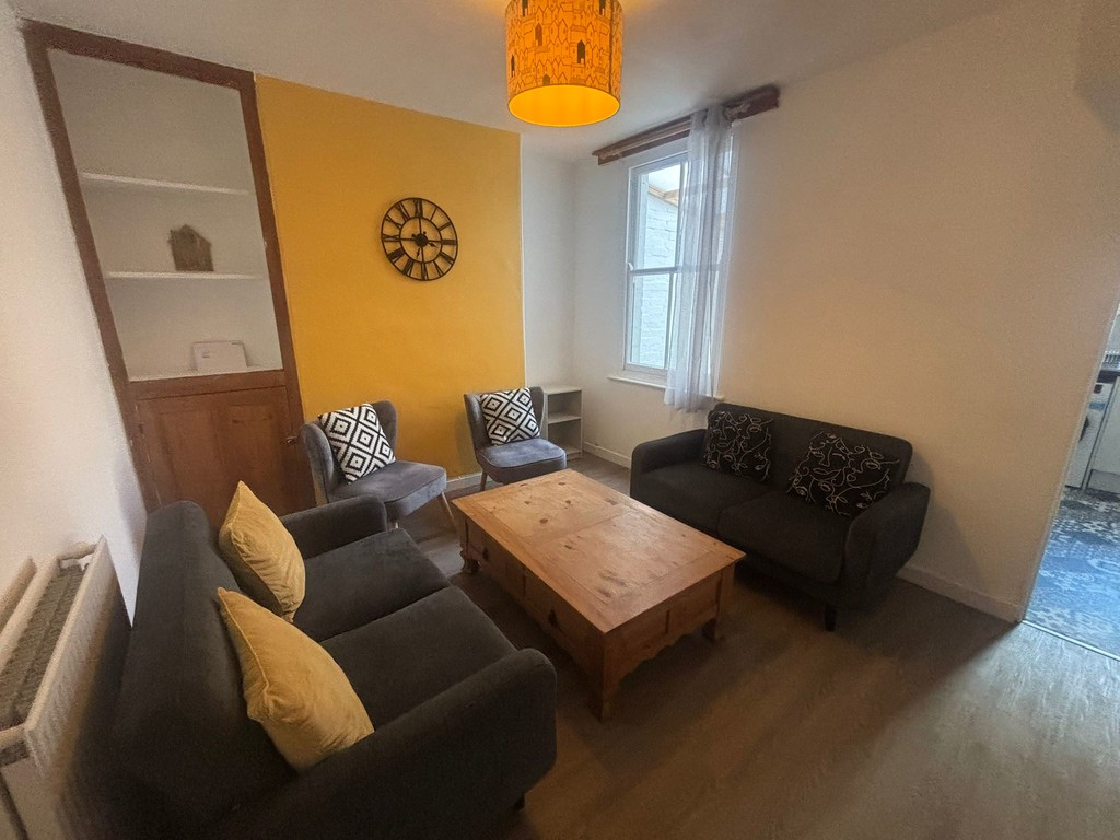 4 bed house to rent in Rosebery Road, Exeter 4