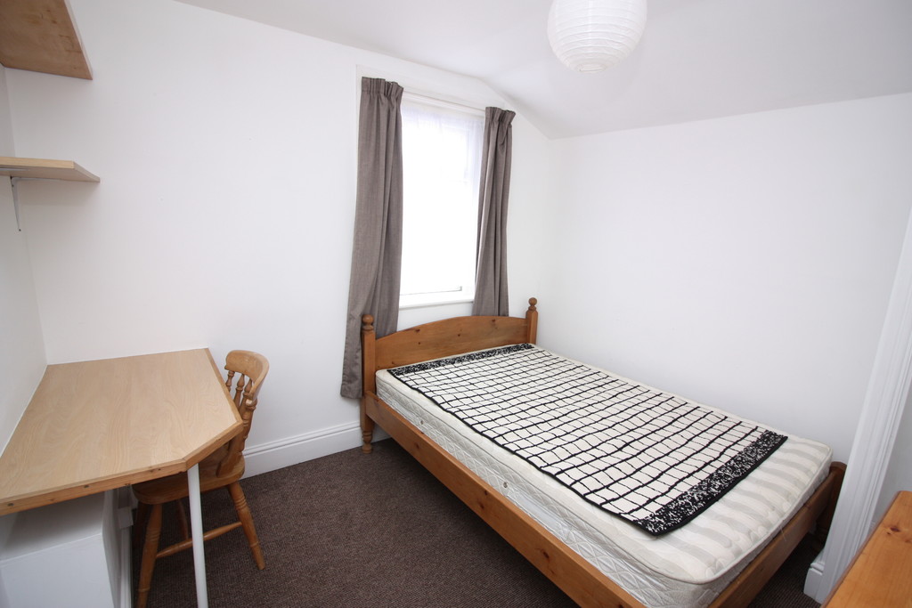 4 bed house to rent in Rosebery Road, Exeter 9