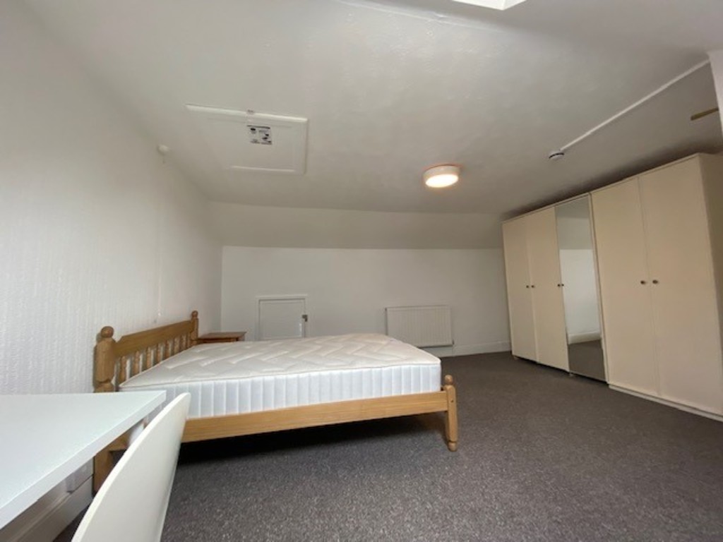 6 bed house to rent in St Johns Road, Exeter  - Property Image 13