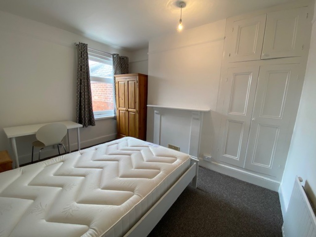 6 bed house to rent in St Johns Road, Exeter  - Property Image 10
