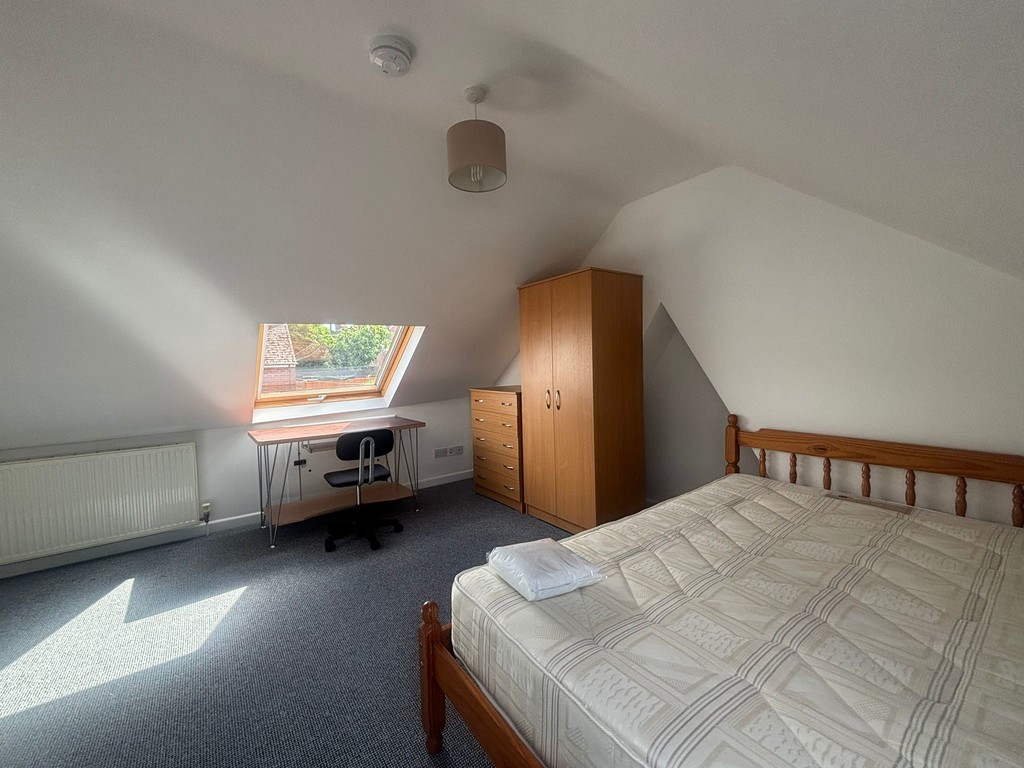 5 bed house to rent in Priory Road, Exeter 13