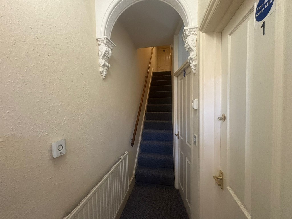 5 bed house to rent in Priory Road, Exeter 5