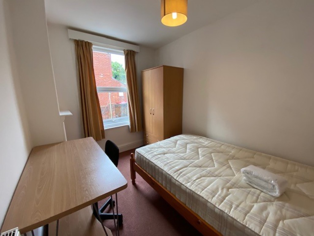 5 bed house to rent in Priory Road, Exeter  - Property Image 8