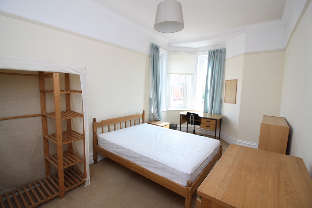 3 bed flat to rent in Sylvan Road, Exeter 9