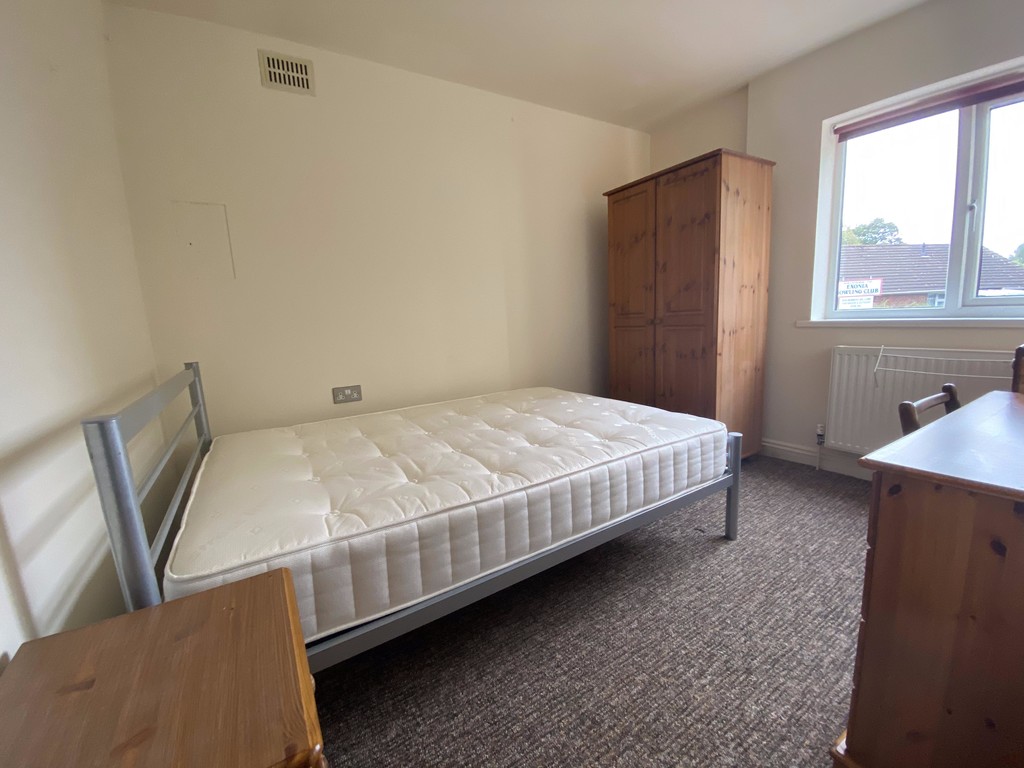 2 bed flat to rent in Union Road, Exeter  - Property Image 4